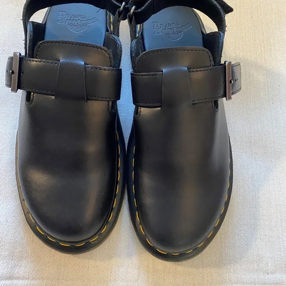 Dr. Martens Jorge II Black Leather Mules Size 11 NWT - Picture 3 of 11